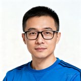 一位30岁左右的男性用户头像，短发戴黑框眼镜，穿着蓝色运动卫衣，背景简洁明亮